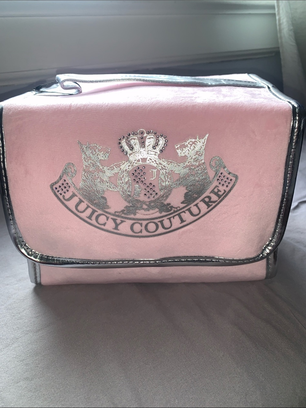 🆕 - Juicy Couture Pale Pink Velvet Travel organizer Bag with Silver Trim